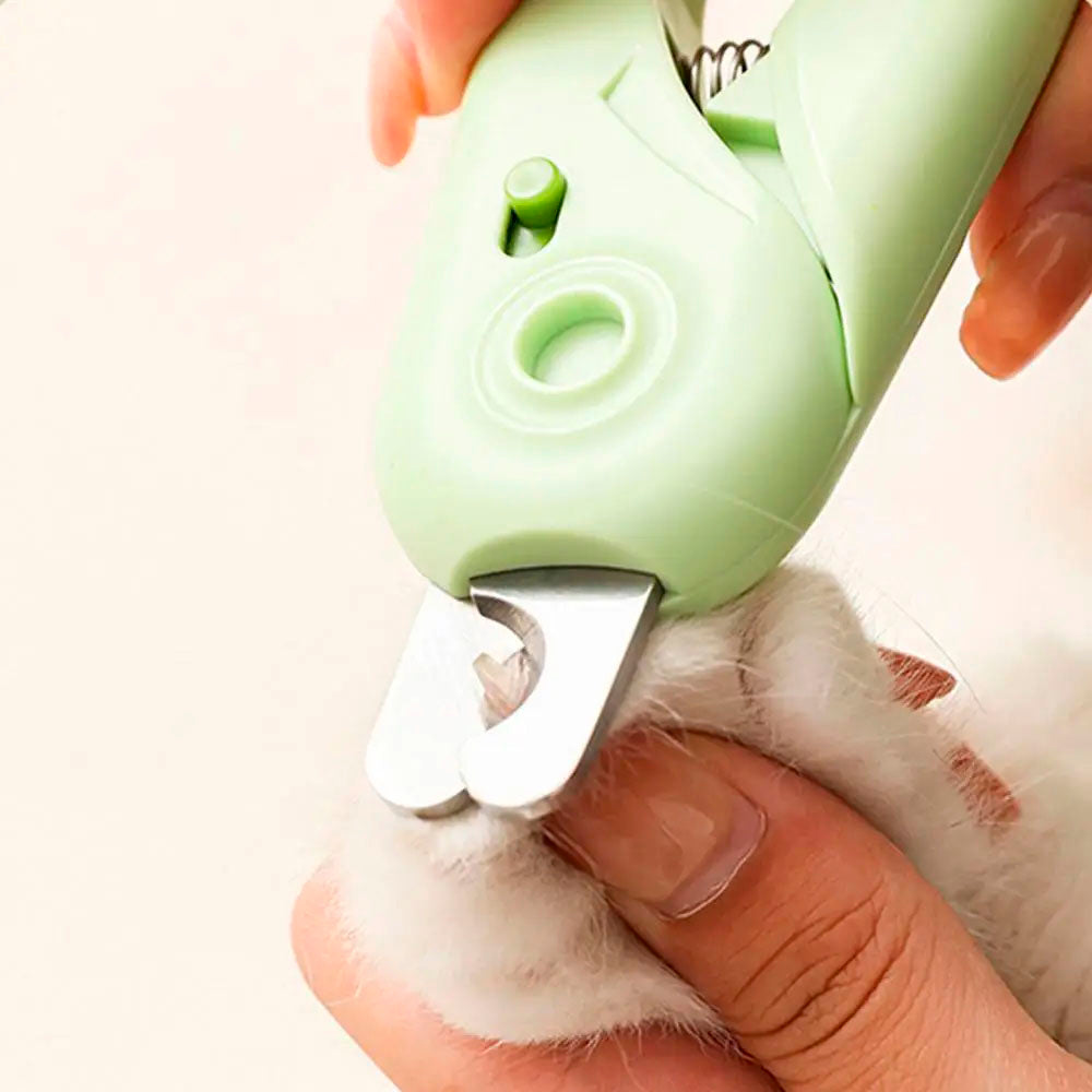 Cortaúñas de Precisión Pro-Light con LED: Cortes Seguros y sin Miedo para tu Mascota