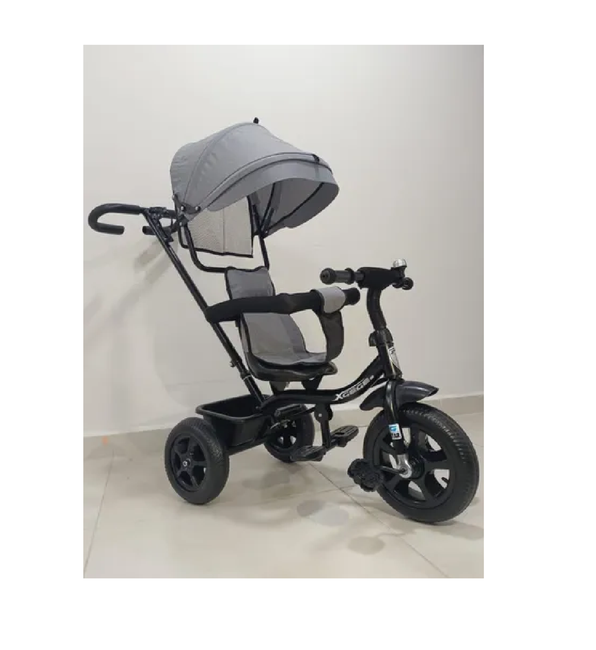Gray helmet for bikers