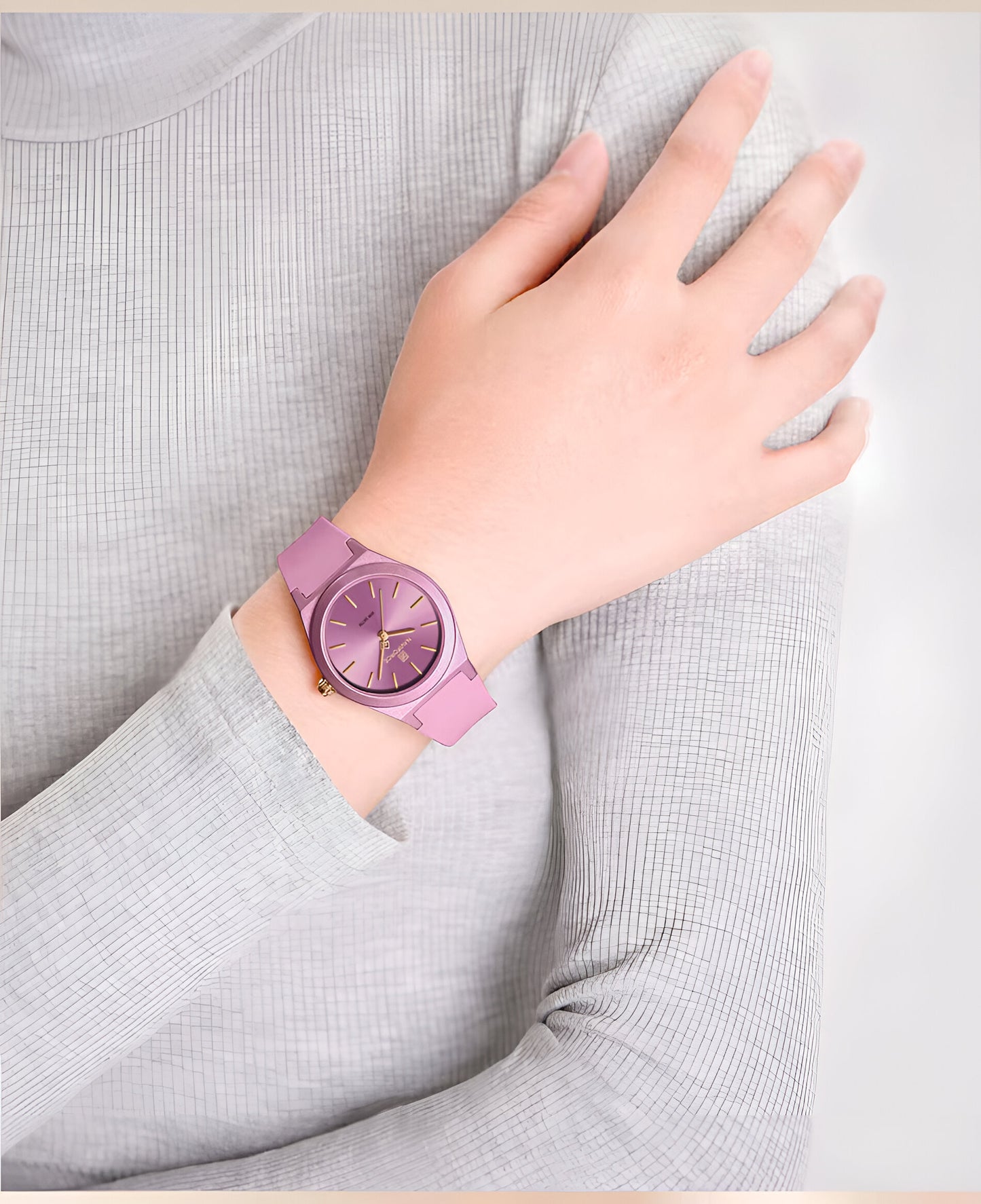 Reloj Naviforce Sport NF5056 — Diseño Deportivo en Goma para Mujer