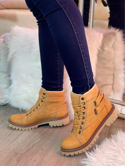 Bota Velez Doble Corre + Caja