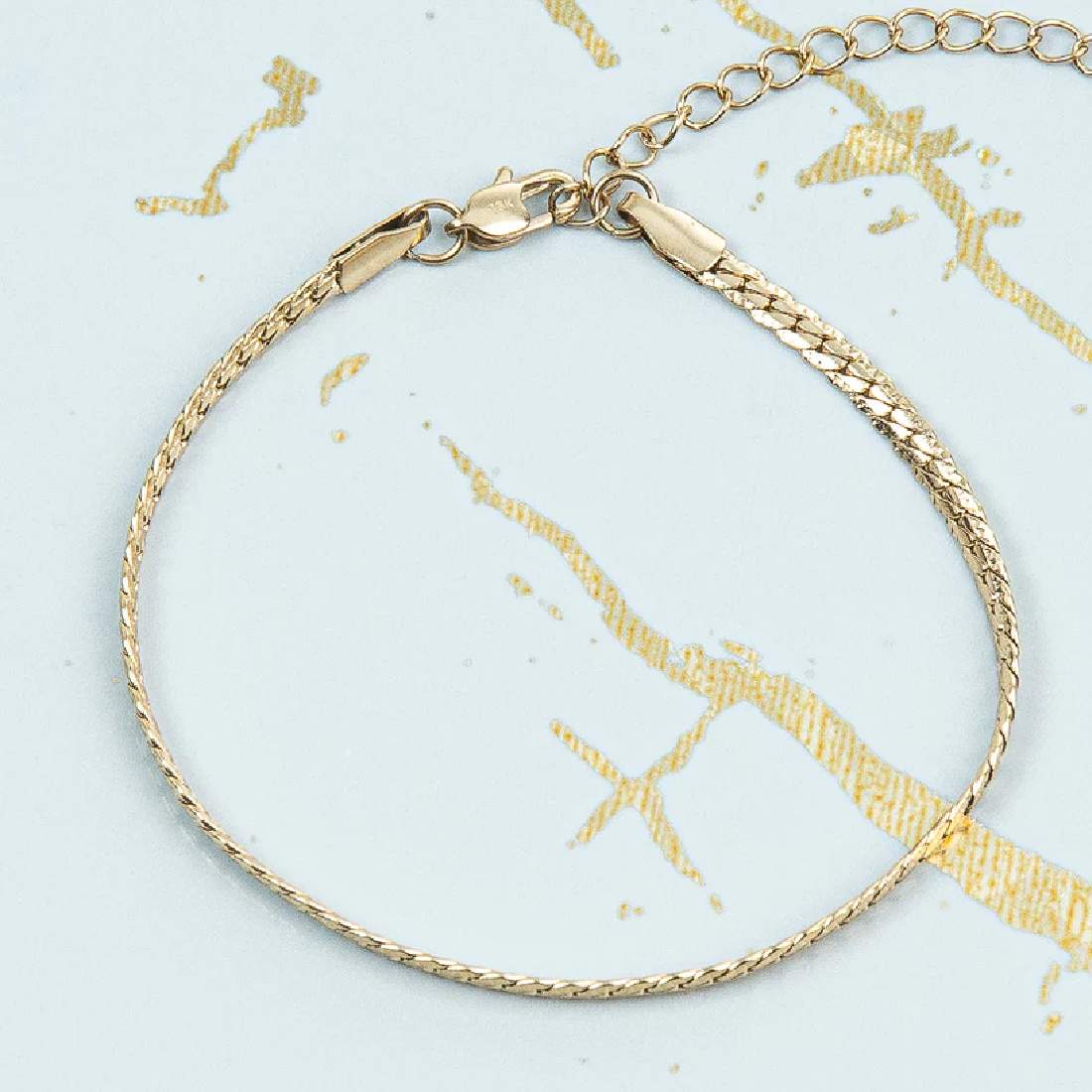 Pulsera Grabada - Oro laminado 18K - vista alternativa