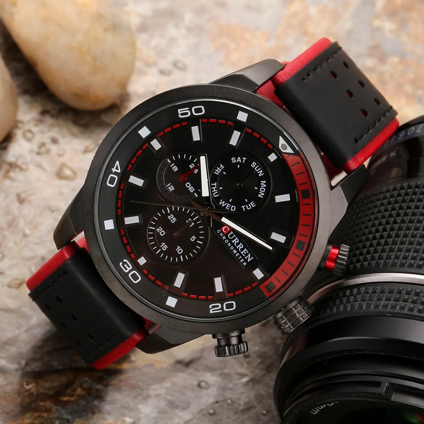 Reloj Curren 8250 — Cuero Premium, Estilo Clásico para Hombre