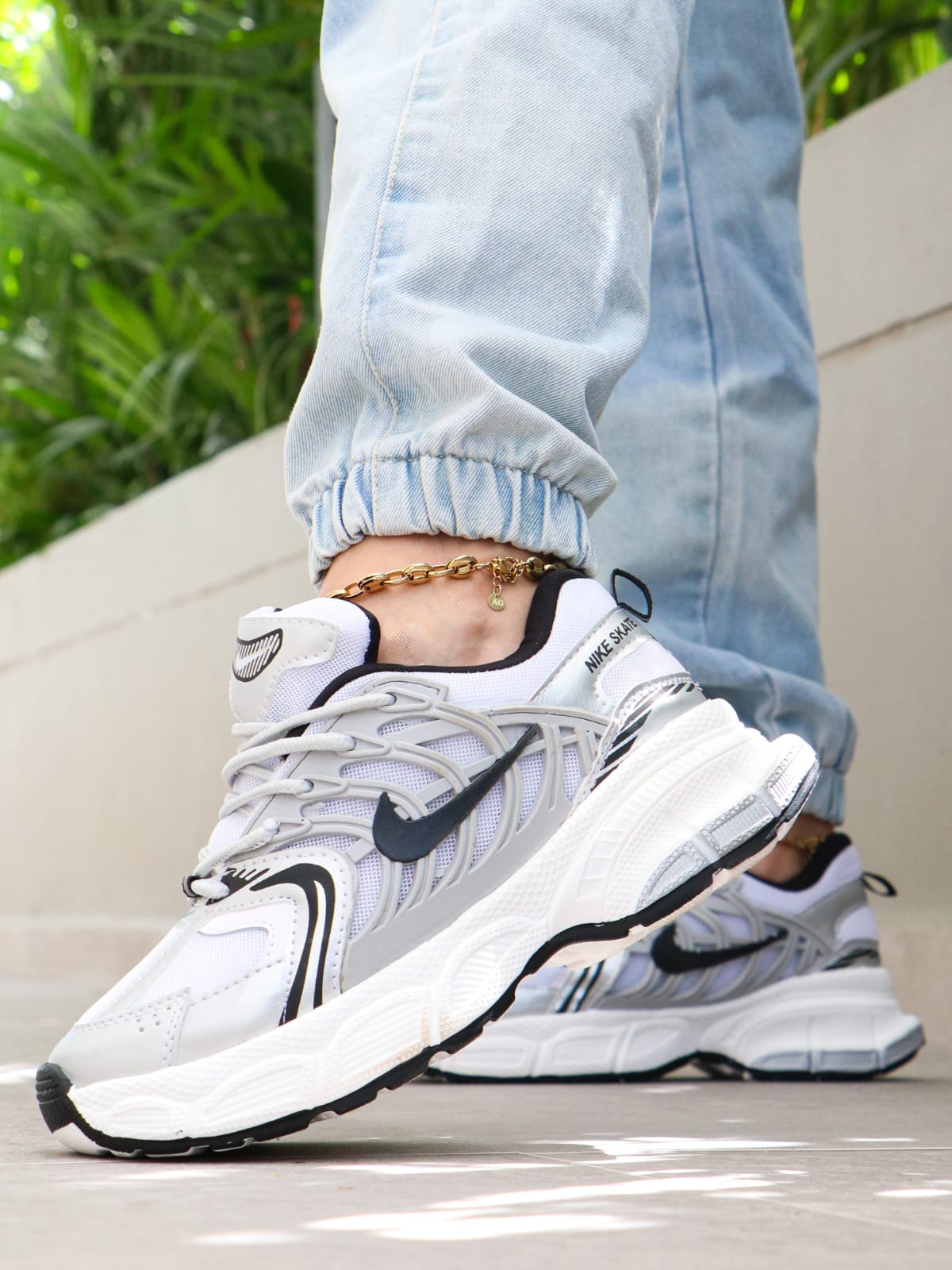 Tenis Nike Arana 3.0: Estilo Deportivo y Comodidad - vista principal