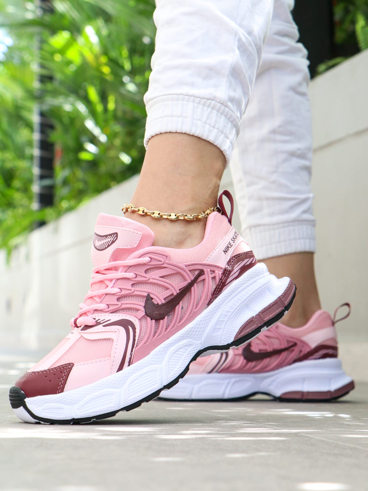 Tenis Nike Arana 3.0: Estilo Deportivo y Comodidad - vista alternativa