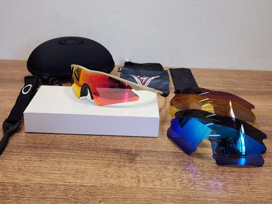 Gafas Oakley Murciélago con 6 Lentes Marco Arena - vista principal