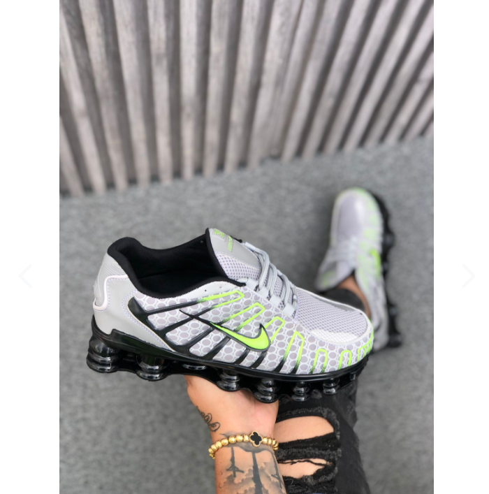 Tenis Nike Shox Unisex: Amortiguación Firme y Estilo Urbano - vista alternativa