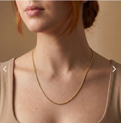 Cadena Hilo Mujer — Oro Laminado 18k con Certificado - vista lateral