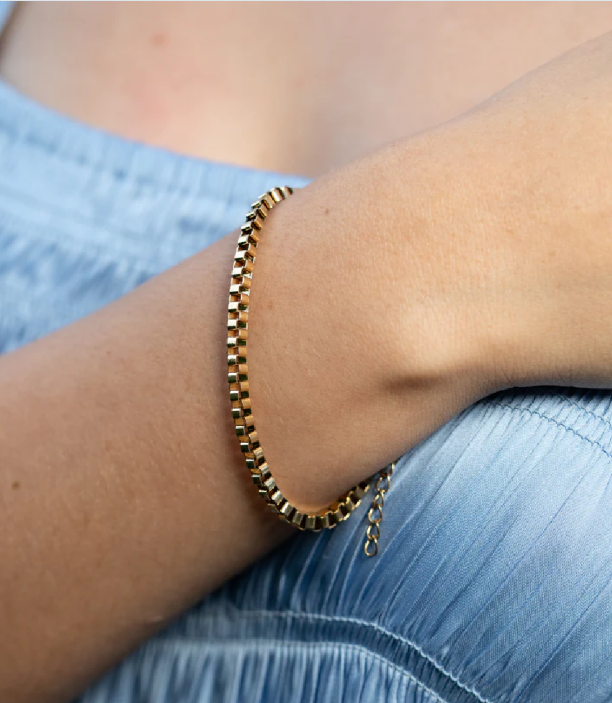 Pulsera Box Mujer — Oro Laminado 18k - vista alternativa