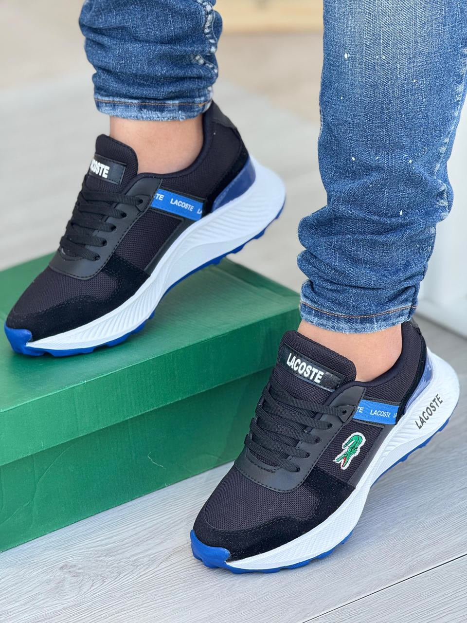 Tenis Lacoste Clásico para Caballero - detalle