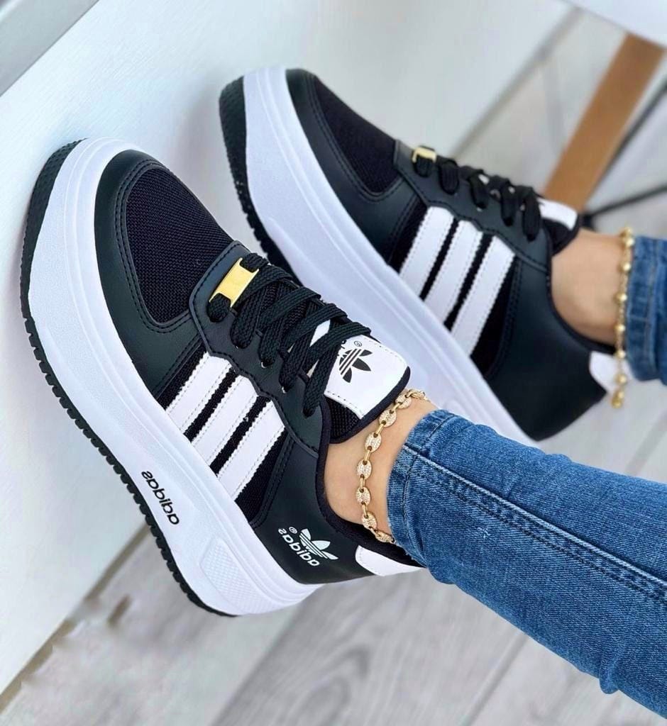 Tenis Adidas Diamond para Dama: Brillo Diario y Paso Cómodo - vista principal